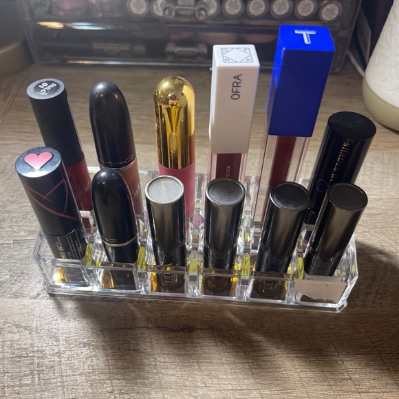 Multi brand lipstick bundle - Picture 4 of 4